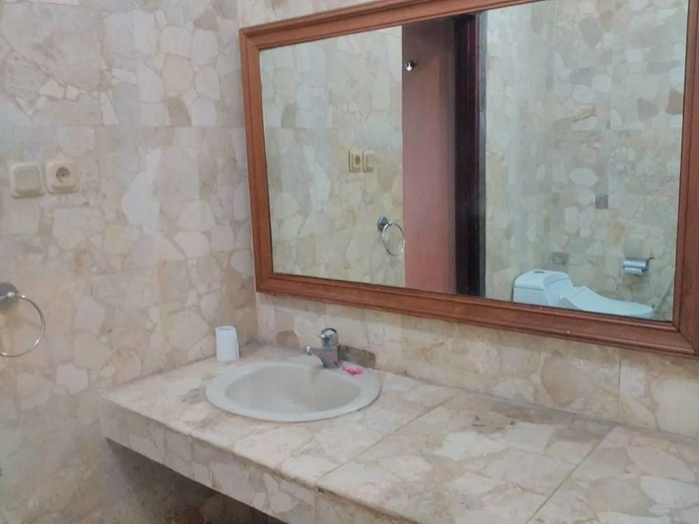 Istana Permata Juanda Hotel Sawotratap Eksteriør billede