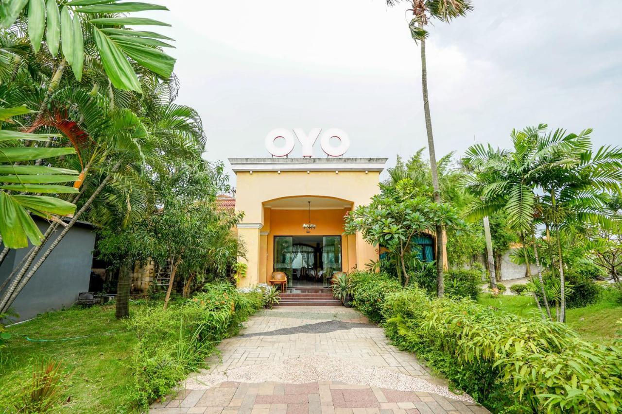 Istana Permata Juanda Hotel Sawotratap Eksteriør billede